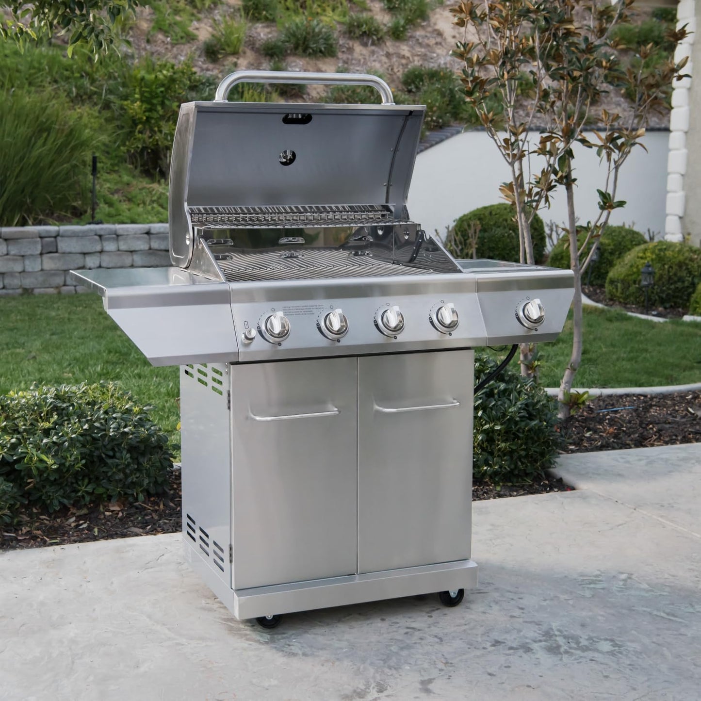 Propane 4 Burner Gas Grill, 2-In-1 Charcoal Tray with Side Burner | Offers 60000 BTUs, Built-In Thermometer, Electronic Ignition, 626 SQ In Cooking Space, Enclosed Storage, 4 Wheel Transport