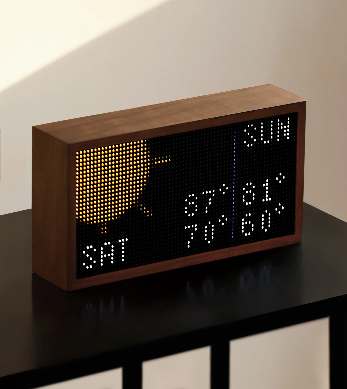 Retro‑Style Pixel Display | Real‑Time Dynamic Changing Pixel Screen